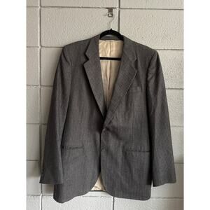 Vintage Valentino Uomo Pinstripe Wool Blazer (late 1980s–early 1990s) US 40-42